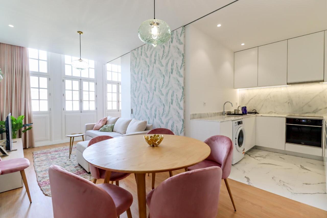 Santa Luzia Views - Modern City Centre Apartment With Iconic Views Віана-ду-Каштелу Екстер'єр фото