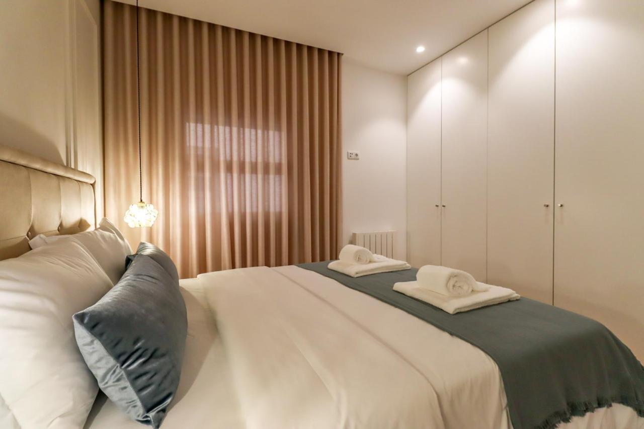 Santa Luzia Views - Modern City Centre Apartment With Iconic Views Віана-ду-Каштелу Екстер'єр фото